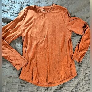 Old Navy Burnt Orange Long Sleeve T-Shirt With Rounded Hem